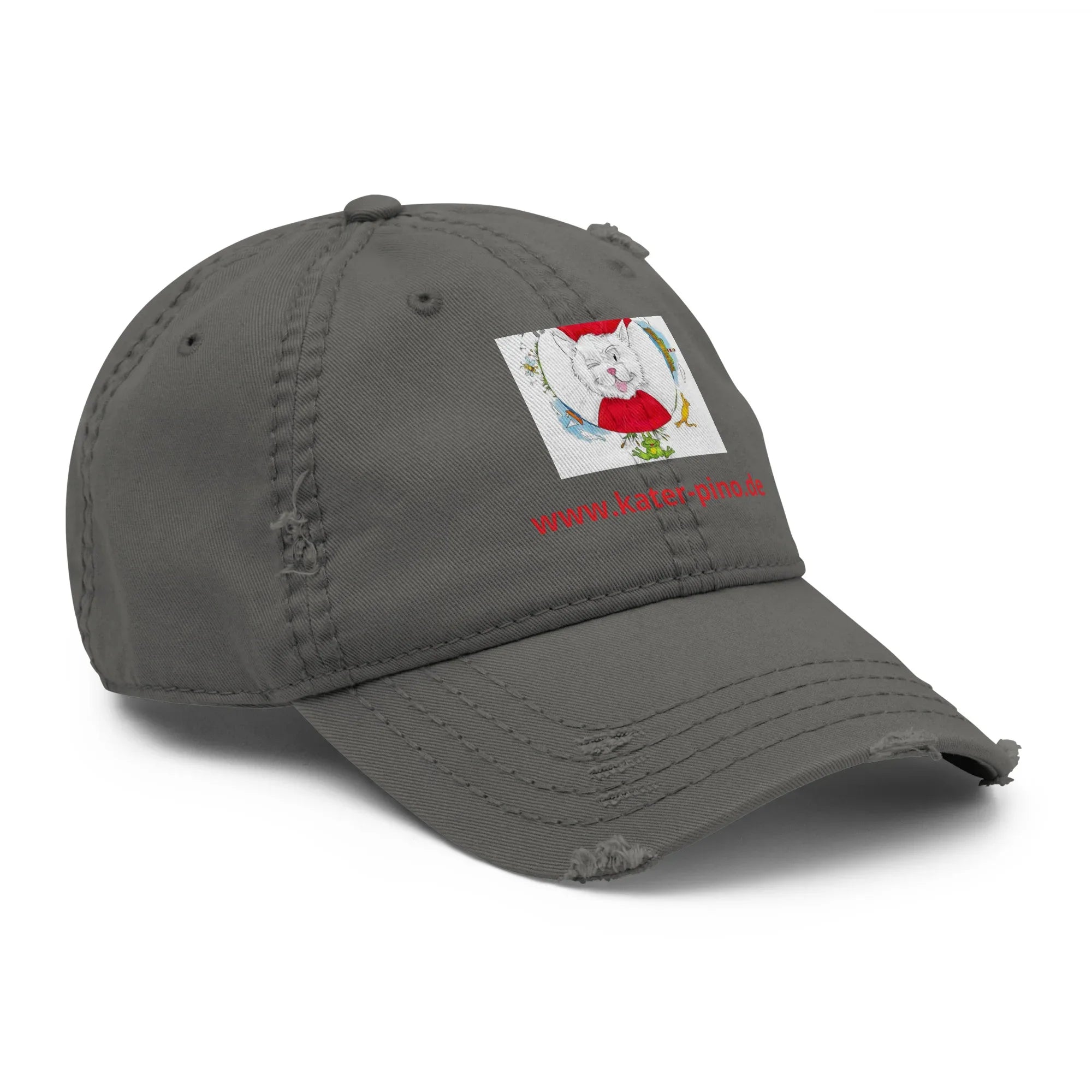 Dad-Hat mit stylischem angesagen Used-Look aus Produktlinie Kater Pinos Welt voller Abenteuer, niedrigesProfil mit gebogener Krempe, verstellb. Riemen, unisex. Einheitsgröße für Erwachsene. Jetzt kaufen im KCCMShop.de